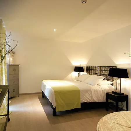 De Maison Rouge Hotel 4*