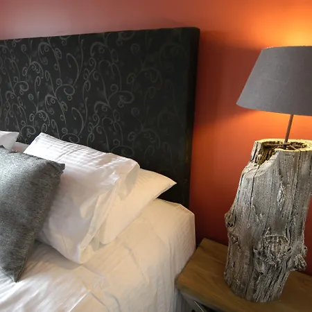 De Maison Rouge Hotel 4*