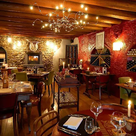 De Maison Rouge Hotel 4*